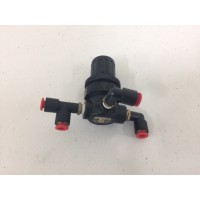 Norgren R07-100RNKA Pressure Regulator w/ Gauge...